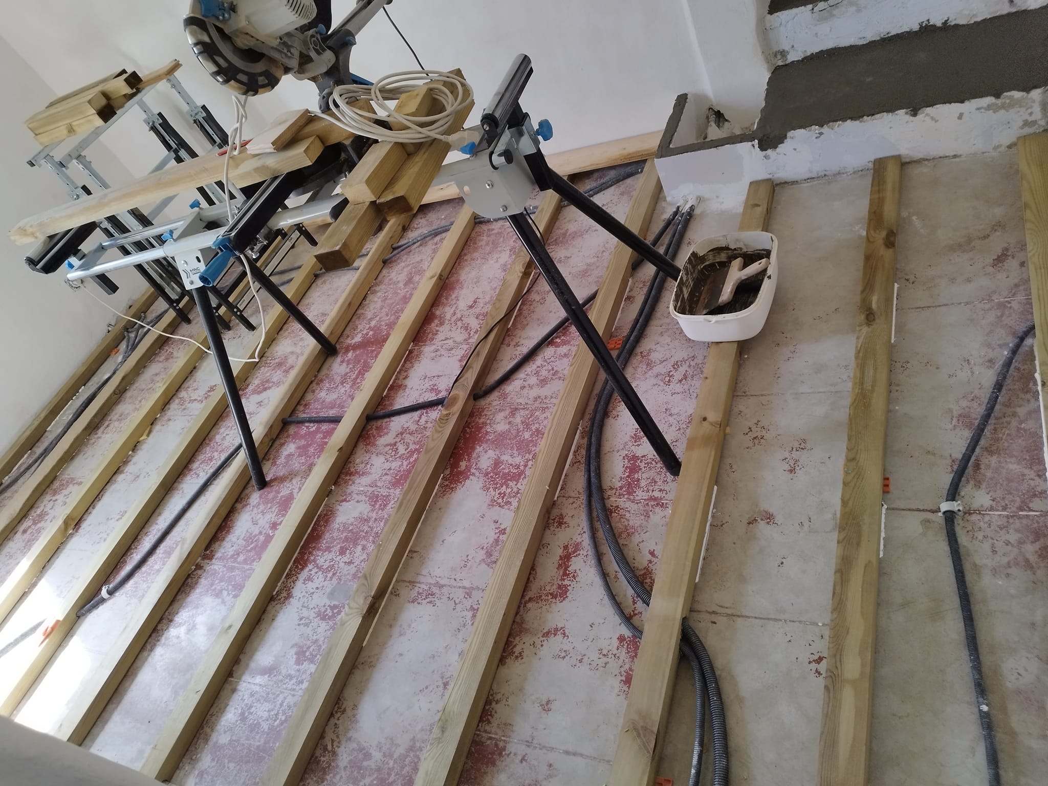  — Bricol' Girl
